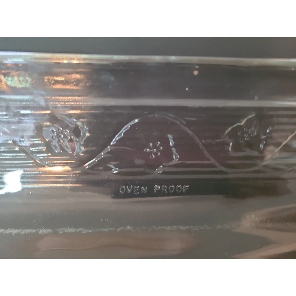 Anchor Hocking Baking‎ Dish 9